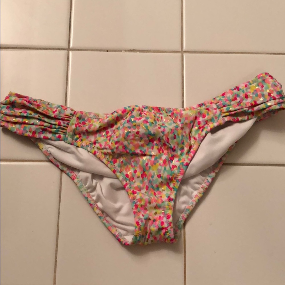 NWOT multi colored bikini bottom
